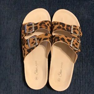 Leopard sandals size 9
